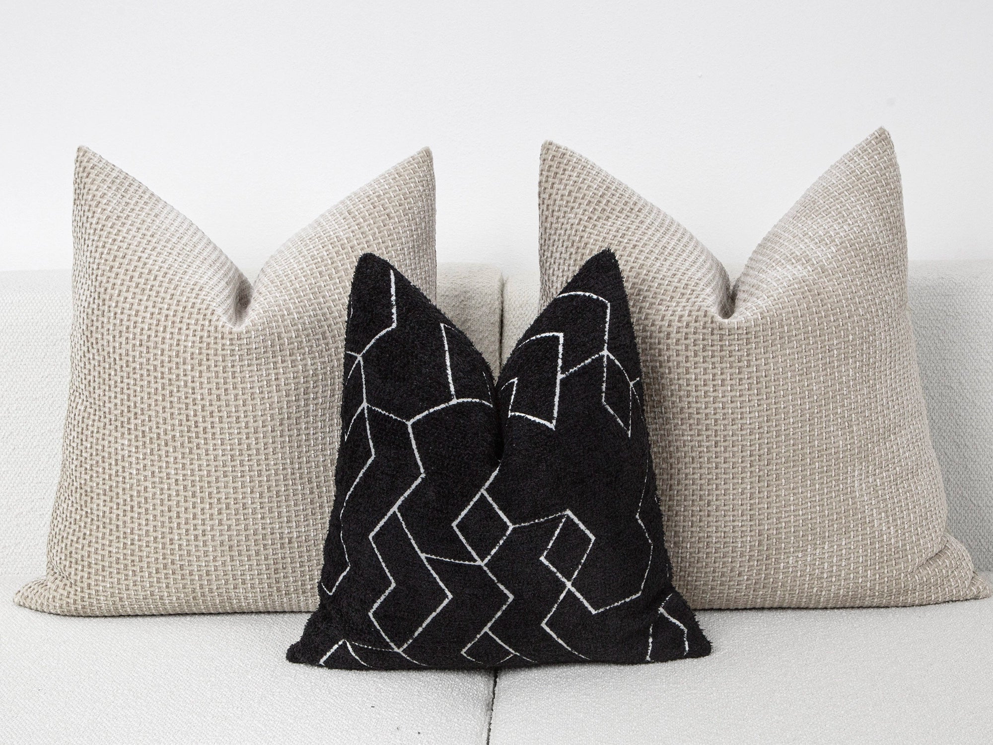 Black and White Geometric Pillow Cover