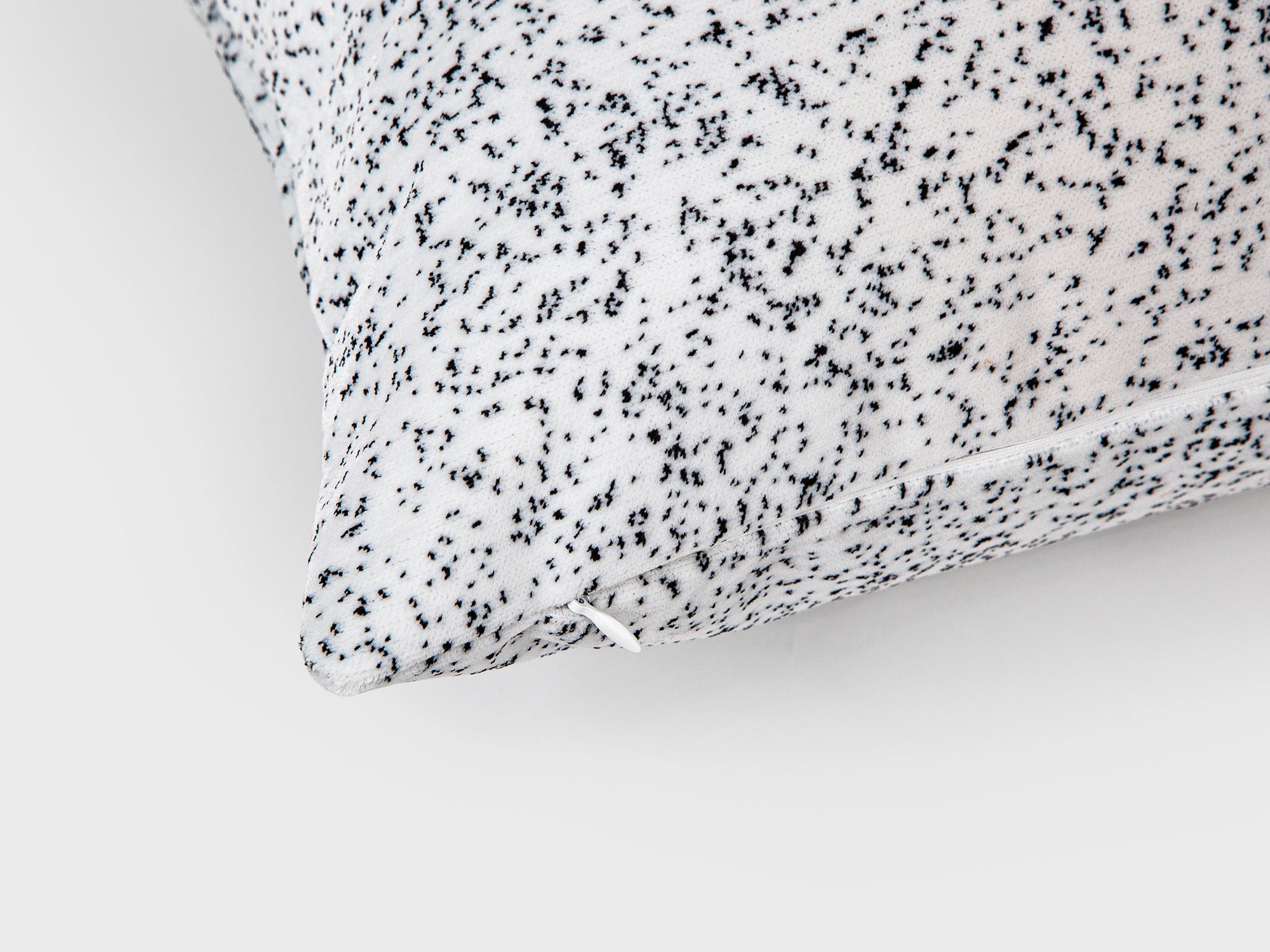 Off White Pebble Velvet Pillow Cover