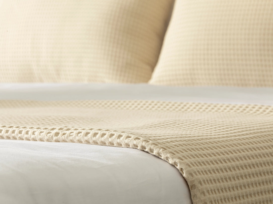 Cream Beige Waffle Bed Throw Set