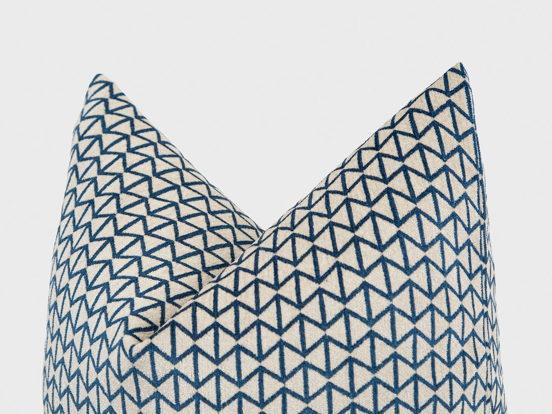 Ivory Bowtie Woven Pillow Cover - Vector