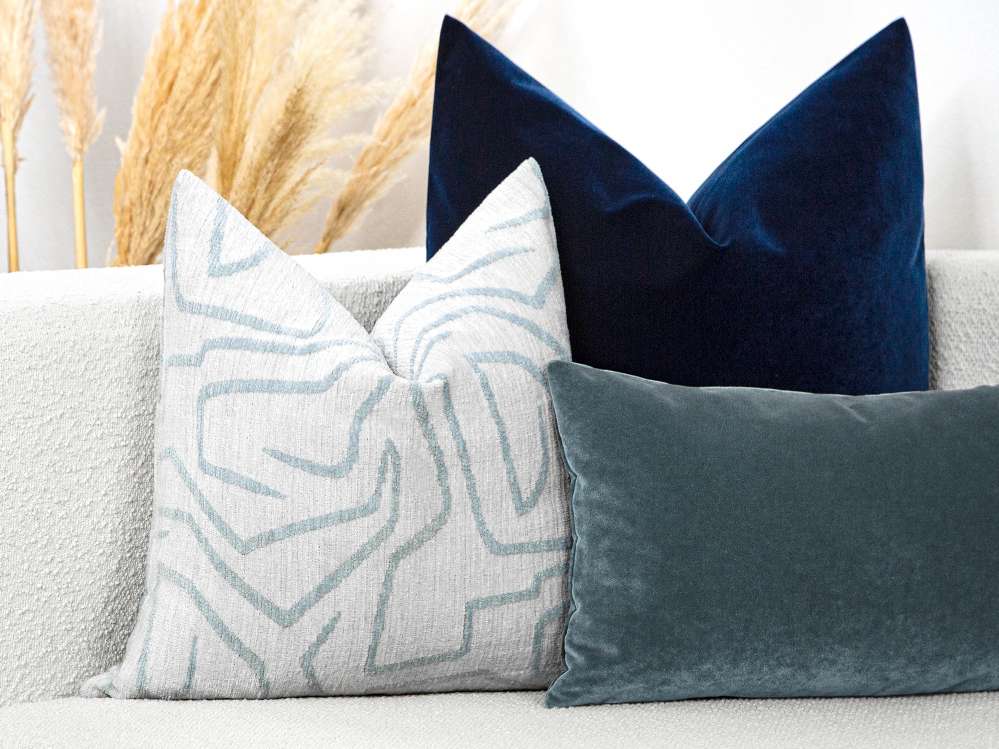 Ivory and Teal Graffito Pillow Cover