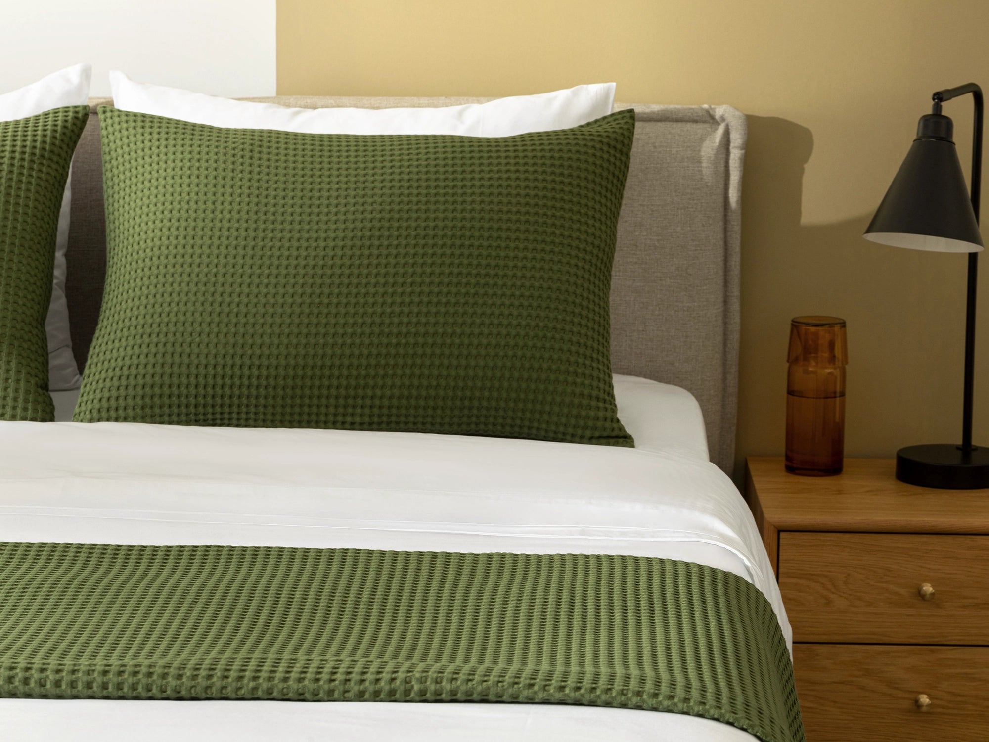 Moss Green Waffle Bed Throw Set