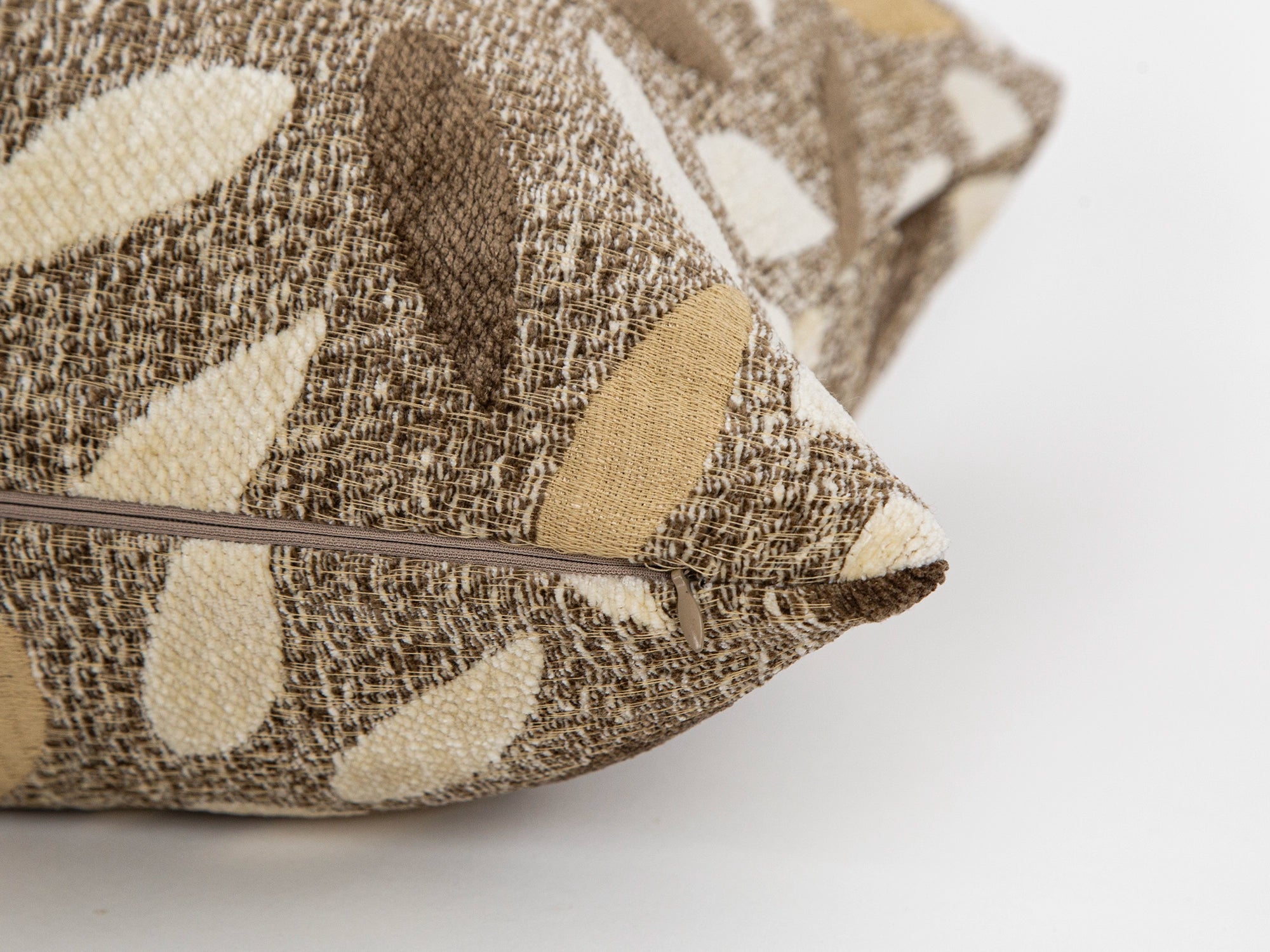 Neutral Mid-Century Botanical Pillow Cover