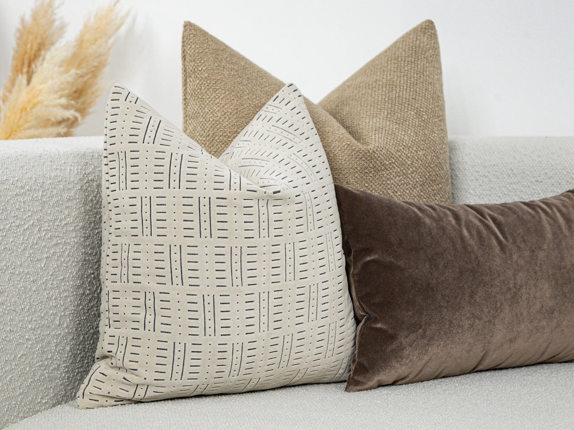 Neutral Dash Textured Pillow Cover