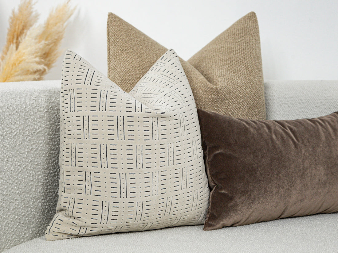 Neutral Dash Textured Pillow Cover