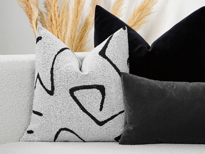 White Graffito Pillow Cover – Amorphous